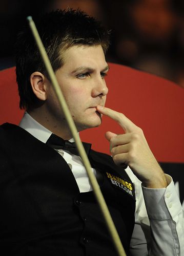 伊朗前锋塔雷米欧冠赛场攻破皇马大门！成为第二位攻...