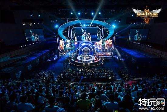 同样决定着 同样决定着